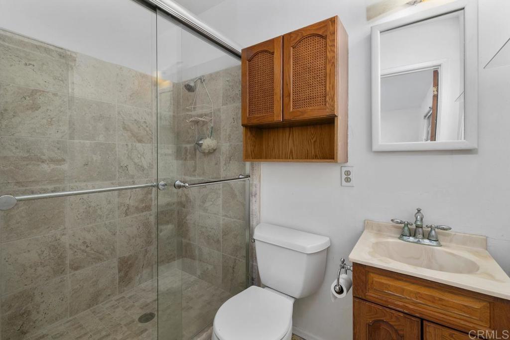 2947 Helix Street Property Photo 18