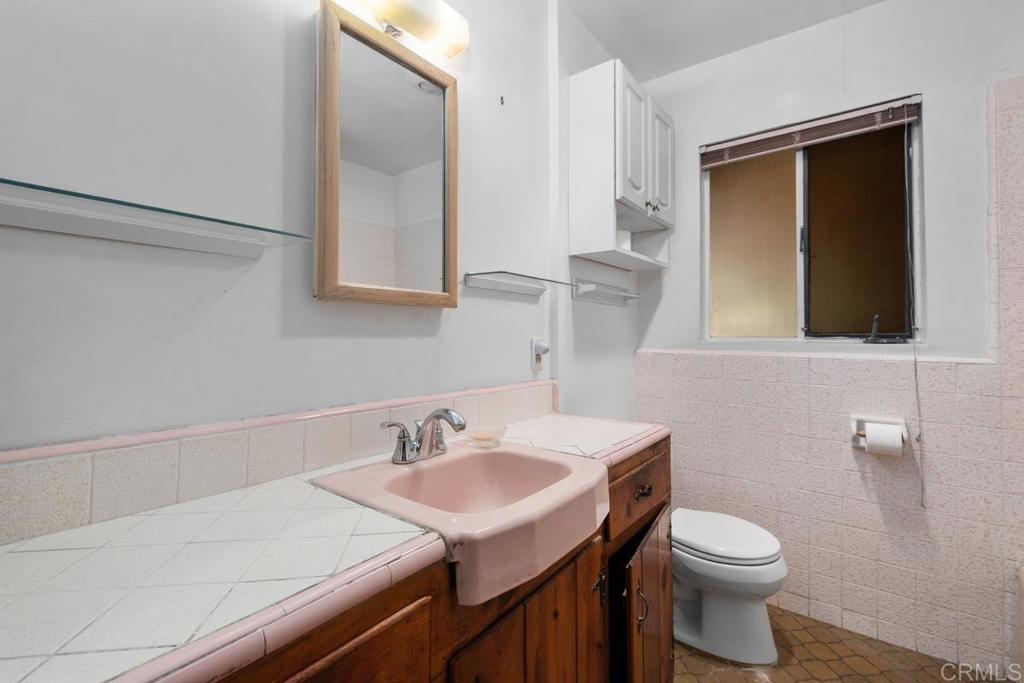 2947 Helix Street Property Photo 21