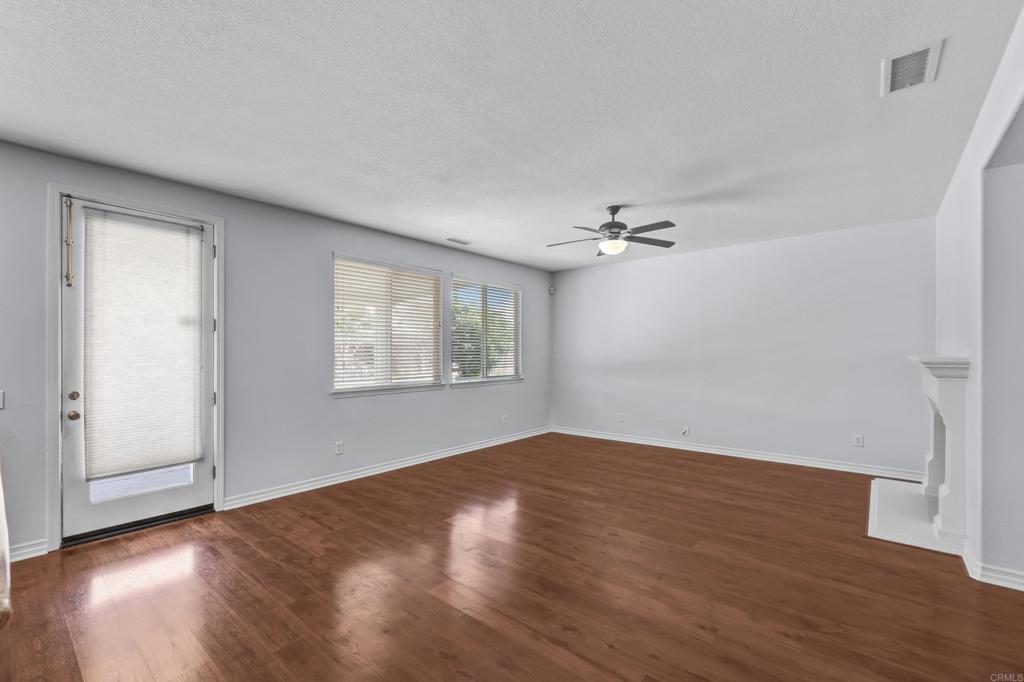 27973 Breakwater Ct. Property Photo 15