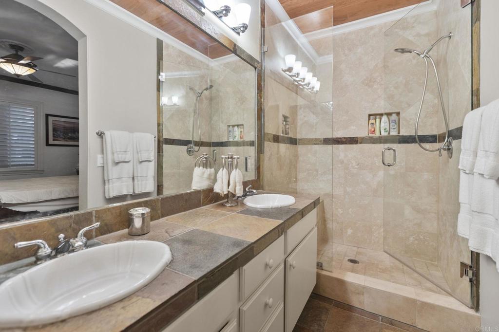 3 Darlington Property Photo 25