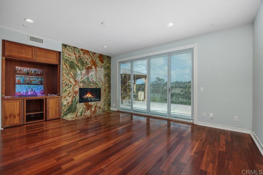 6832 Estrella De Mar Road Property Photo 7