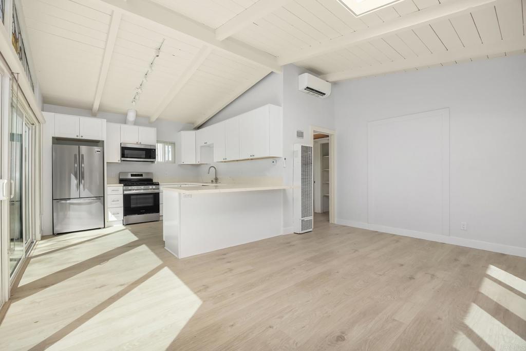 2251 Montgomery Avenue Property Photo 1