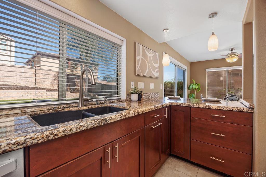 1606 Wesley Way Property Photo 10