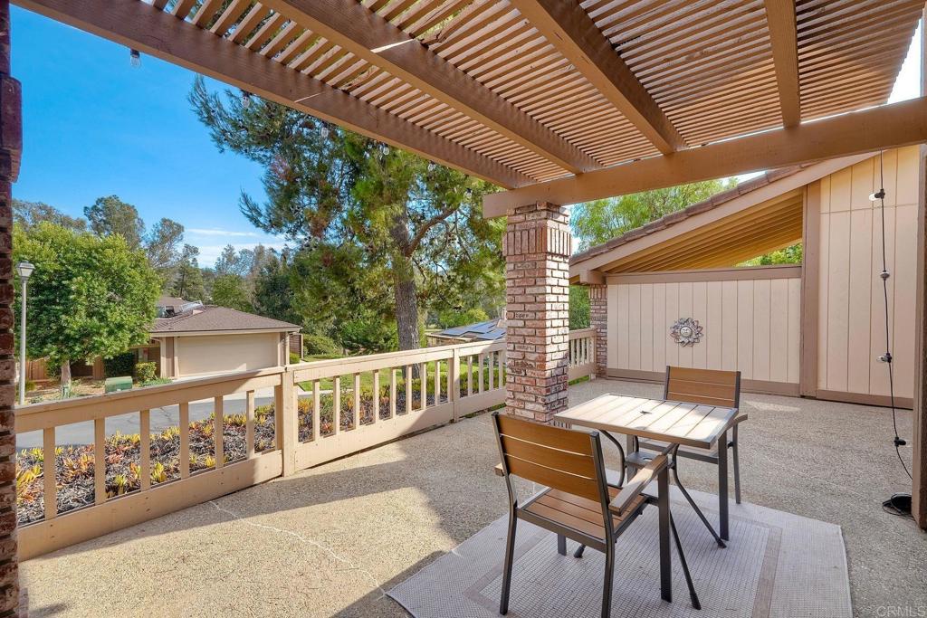 8559 Circle R Valley Lane Property Photo 1