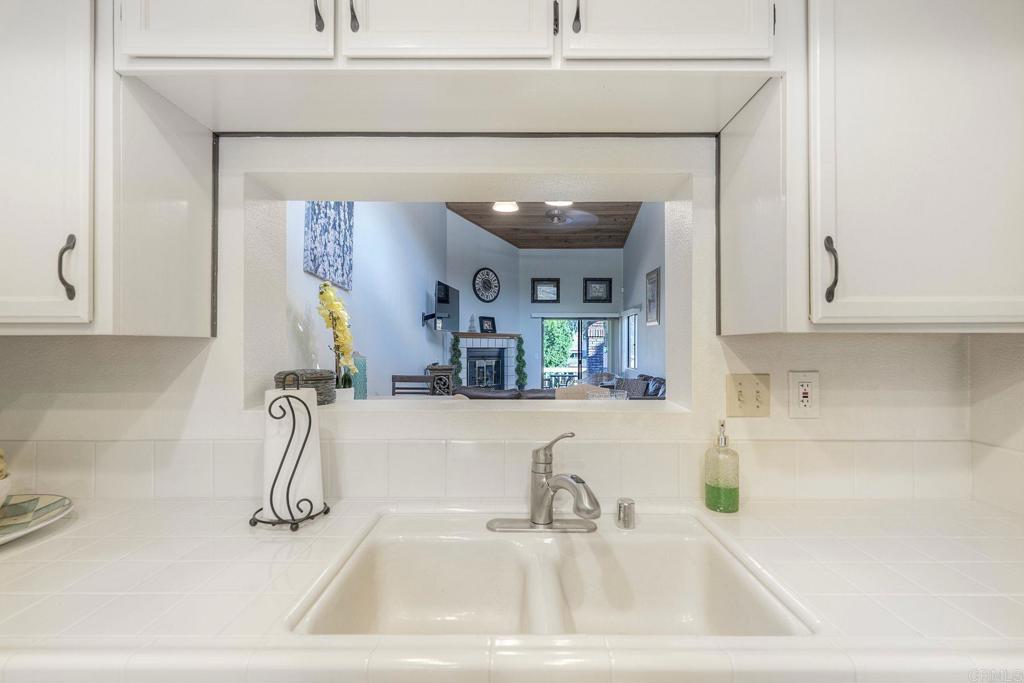 8559 Circle R Valley Lane Property Photo 8