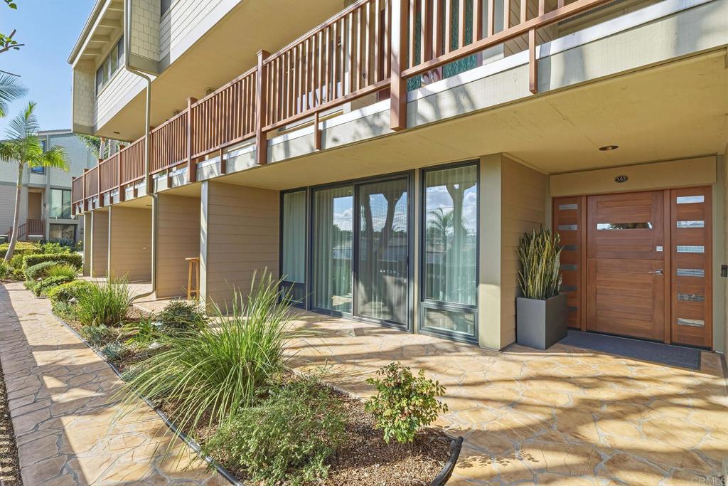 353 W I Street Property Photo 5