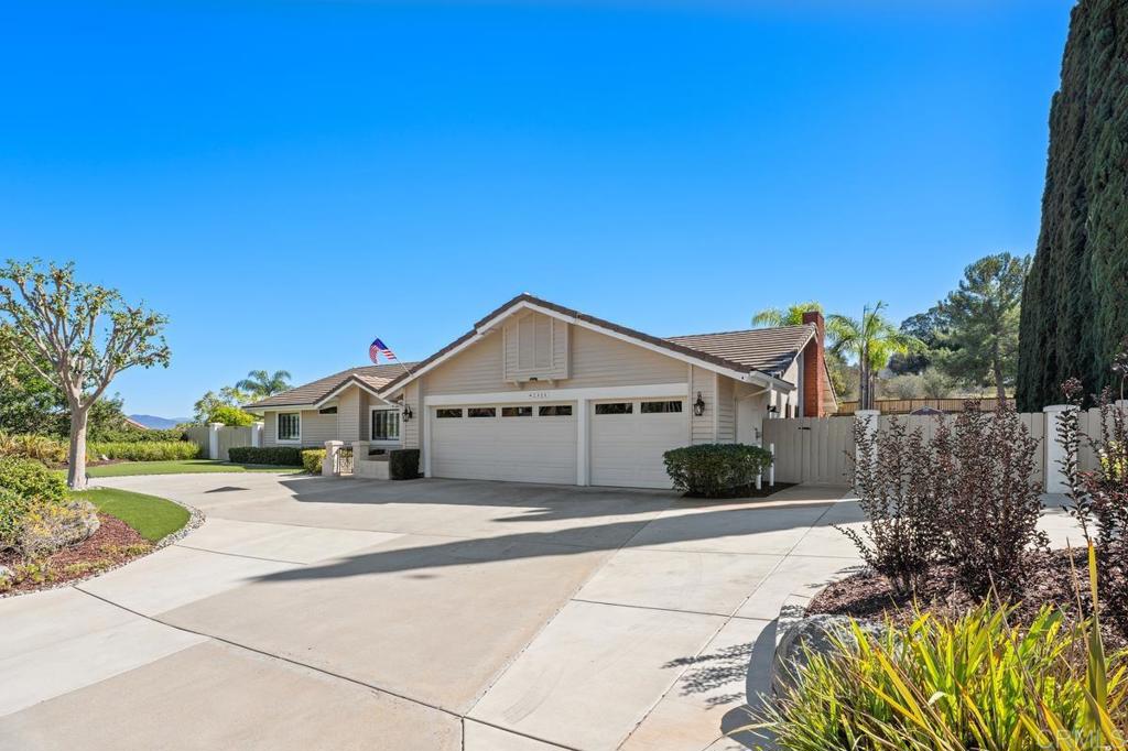 2321 Cortina Circle Property Photo 34