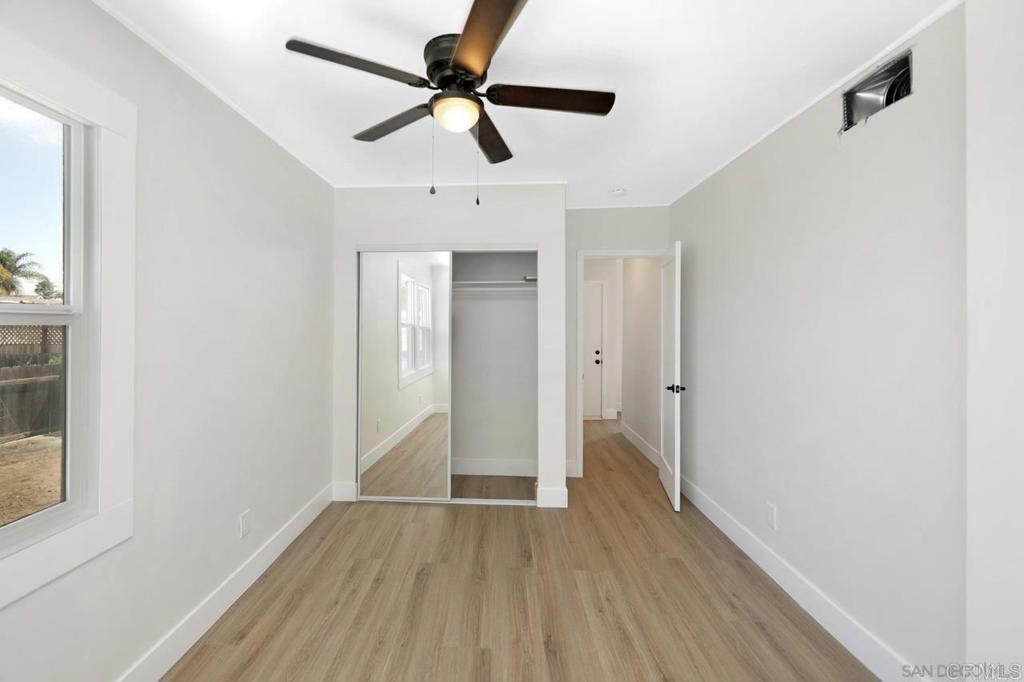 6250 6256 Stewart St Property Photo 9
