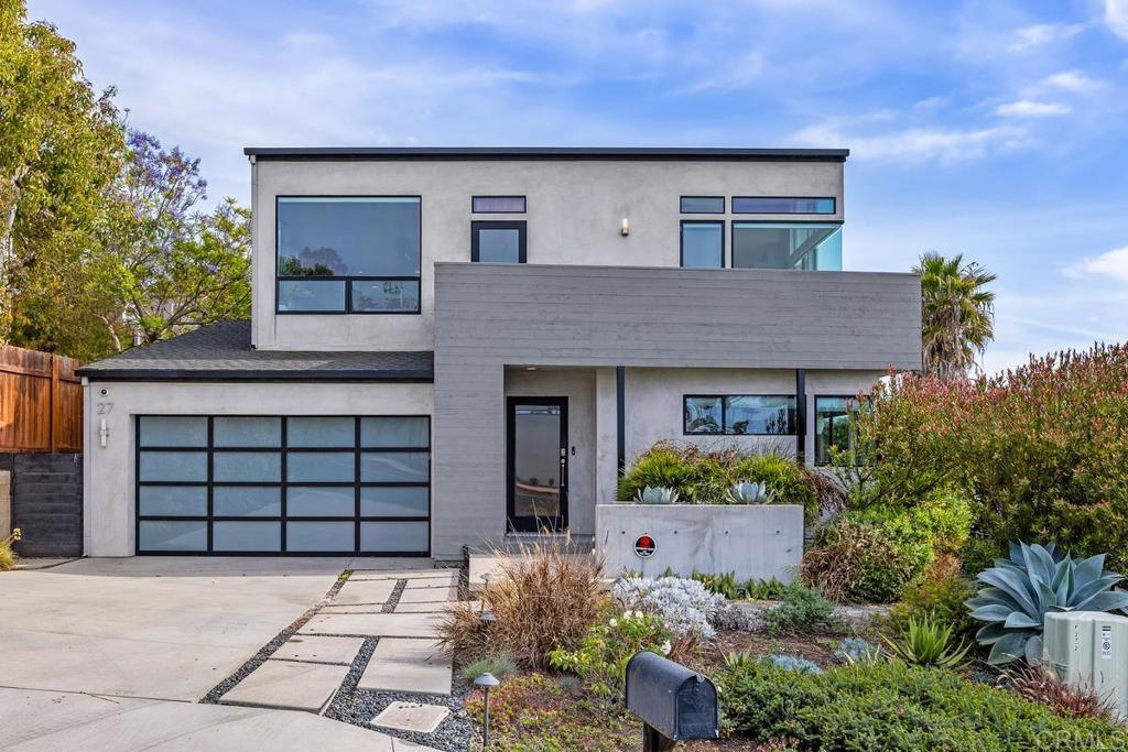 27 E E Street Property Photo 1
