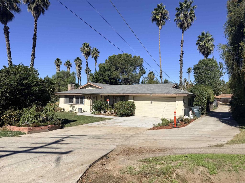 2016 Avenida Del Diablo Property Photo 1