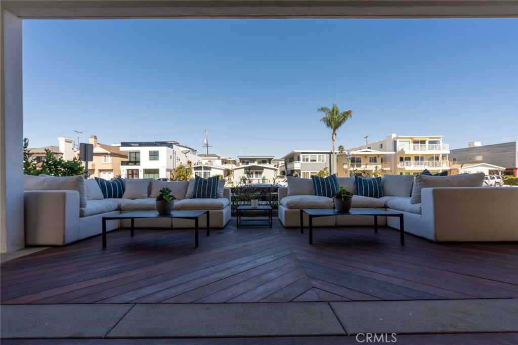 1025 W Balboa Boulevard Property Photo 20