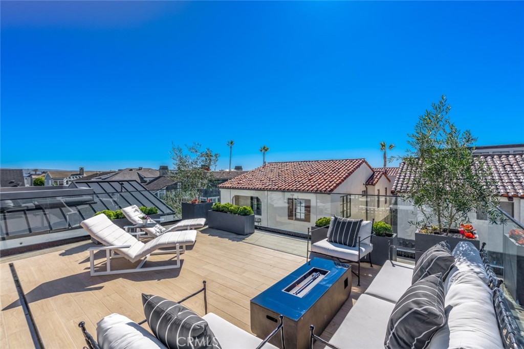 1025 W Balboa Boulevard Property Photo 63