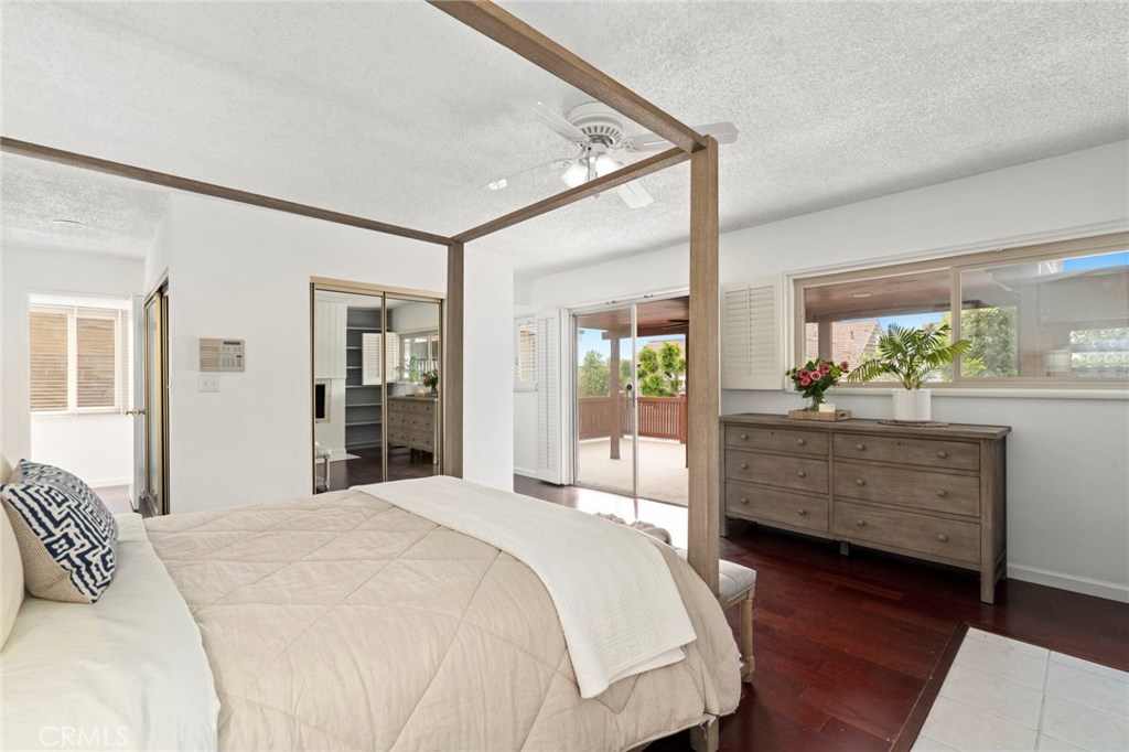 1541 E Ocean Boulevard Property Photo 13
