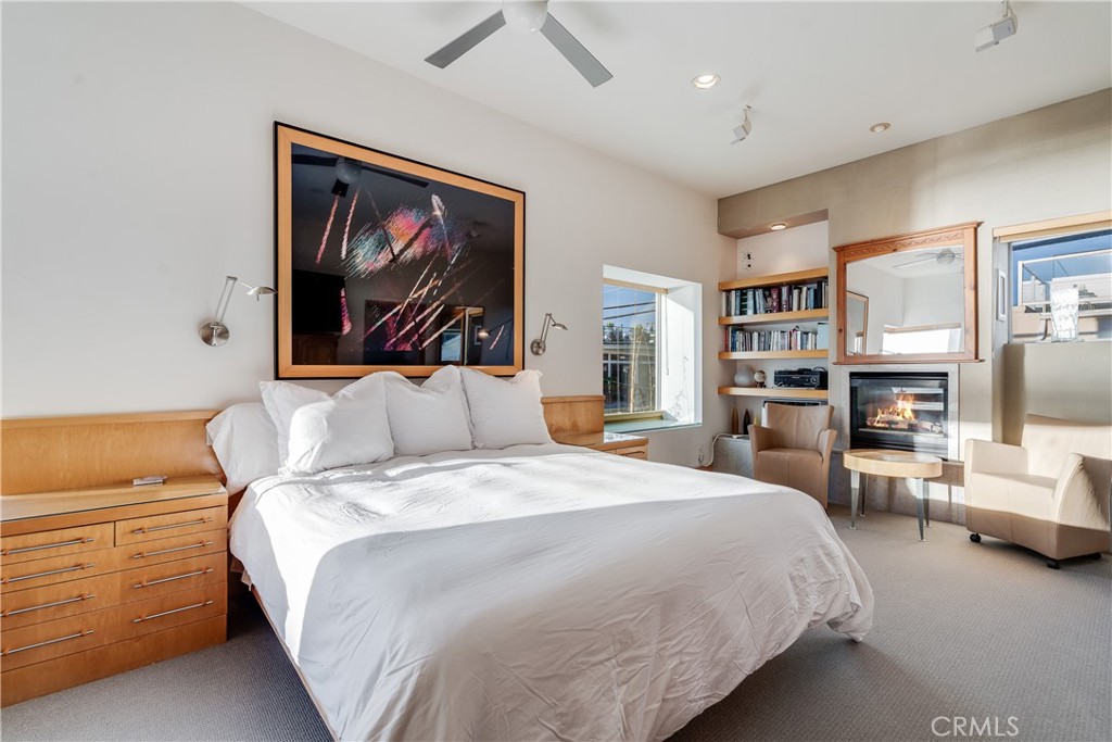 512 S Bay Front Property Photo 7