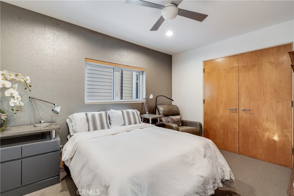 512 S Bay Front Property Photo 25