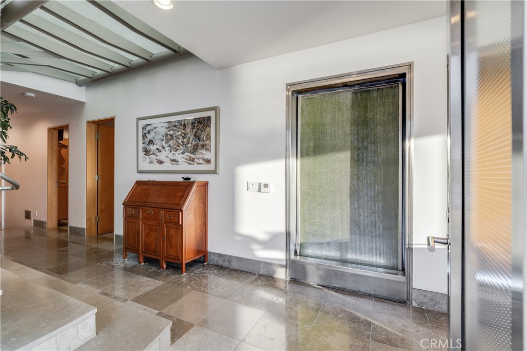 512 S Bay Front Property Photo 32