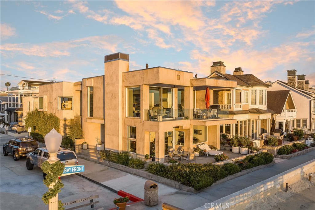 512 S Bay Front Property Photo 38