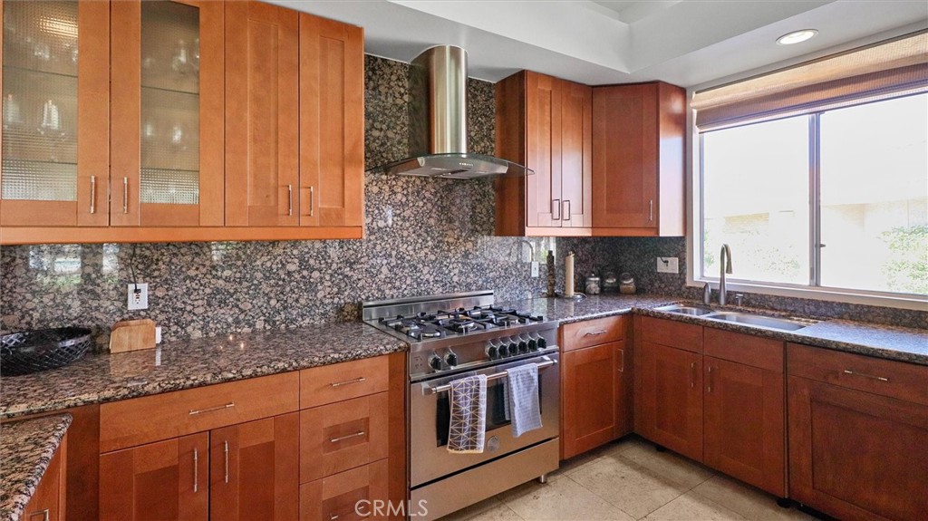 76975 Robin Drive Property Photo 2