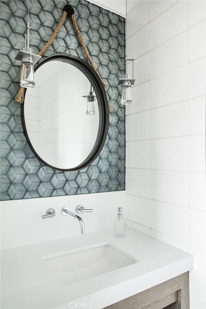 3312 Ocean Boulevard Property Photo 6