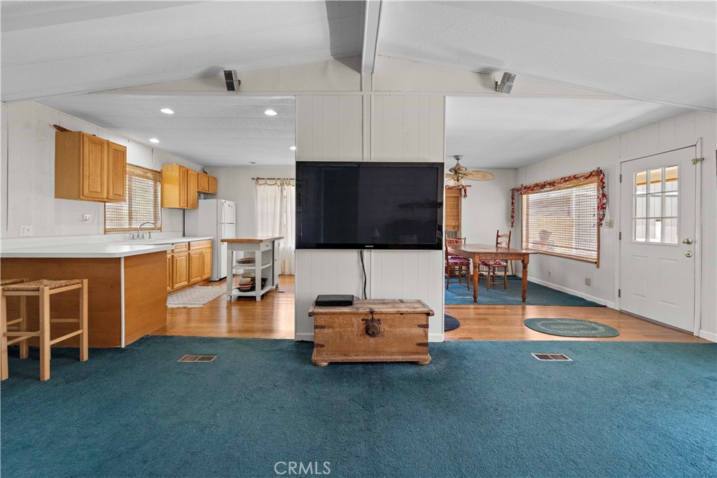 44505 Silver Valley Road Property Photo 14