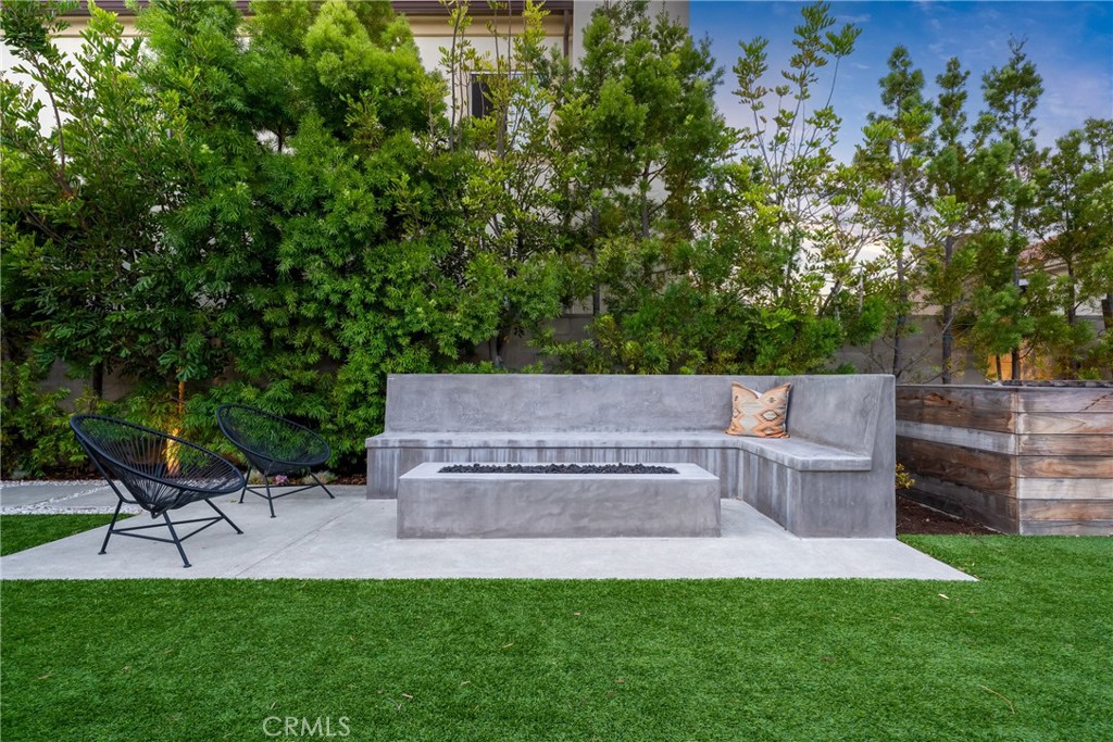 542 Tustin Avenue Property Photo 36