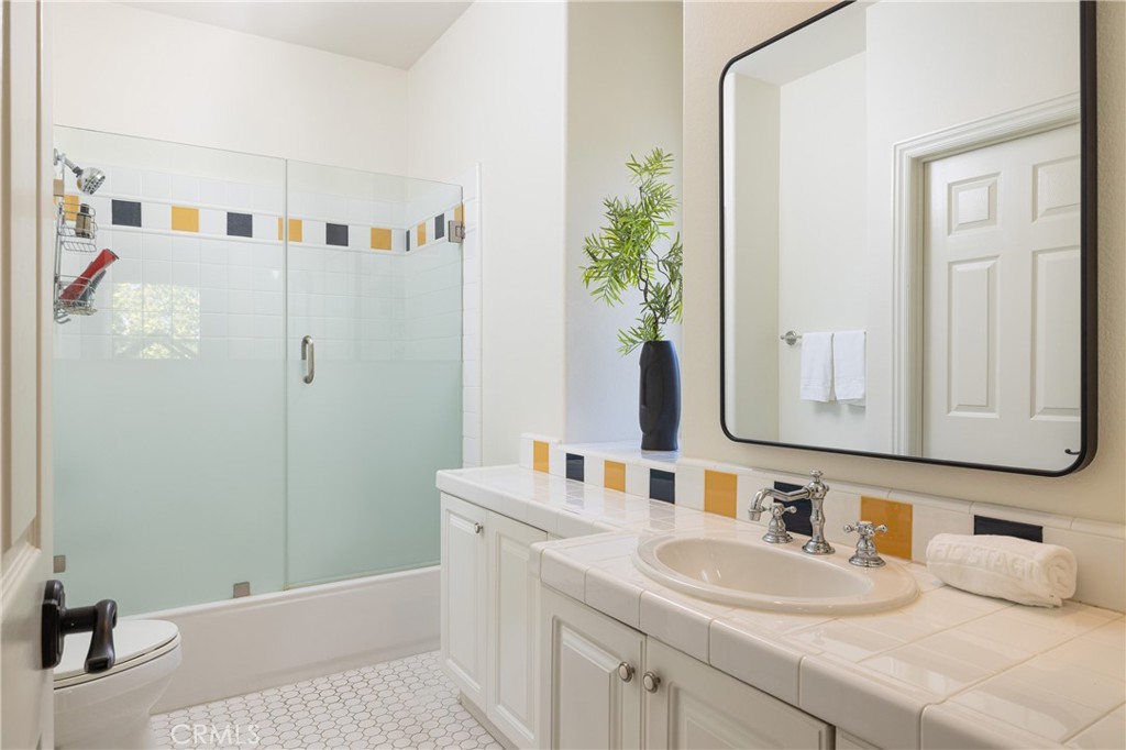 32 Landport Property Photo 17