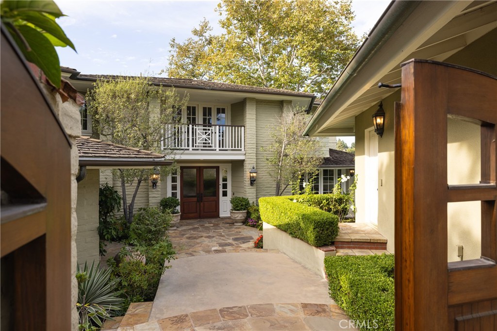 3 Cypress Point Lane Property Photo 3
