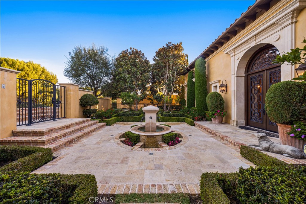 9 Clear Water Property Photo 6