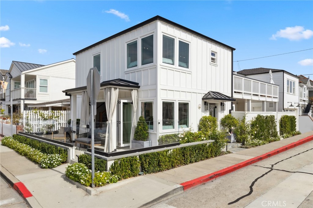 300 Coral Avenue Property Photo 1