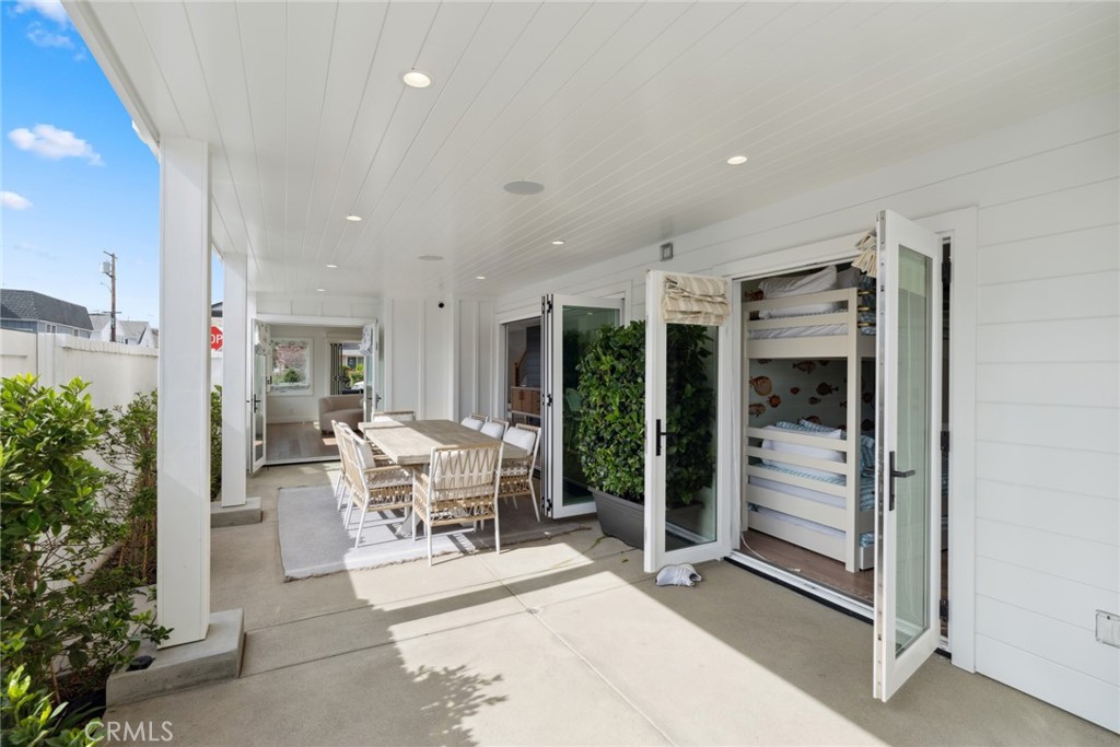 300 Coral Avenue Property Photo 14