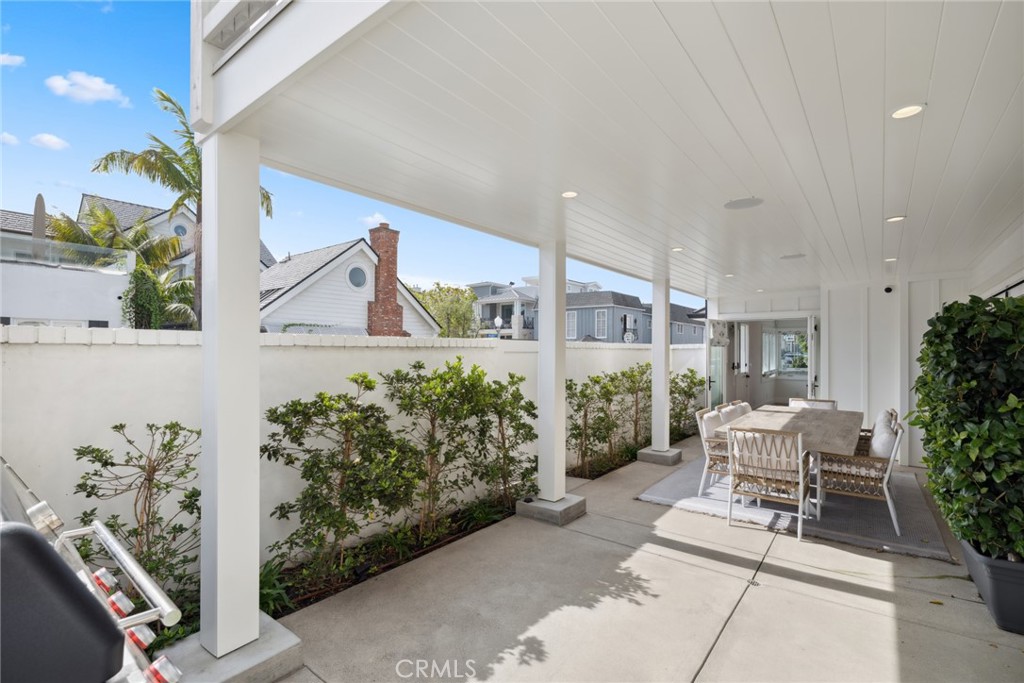 300 Coral Avenue Property Photo 15