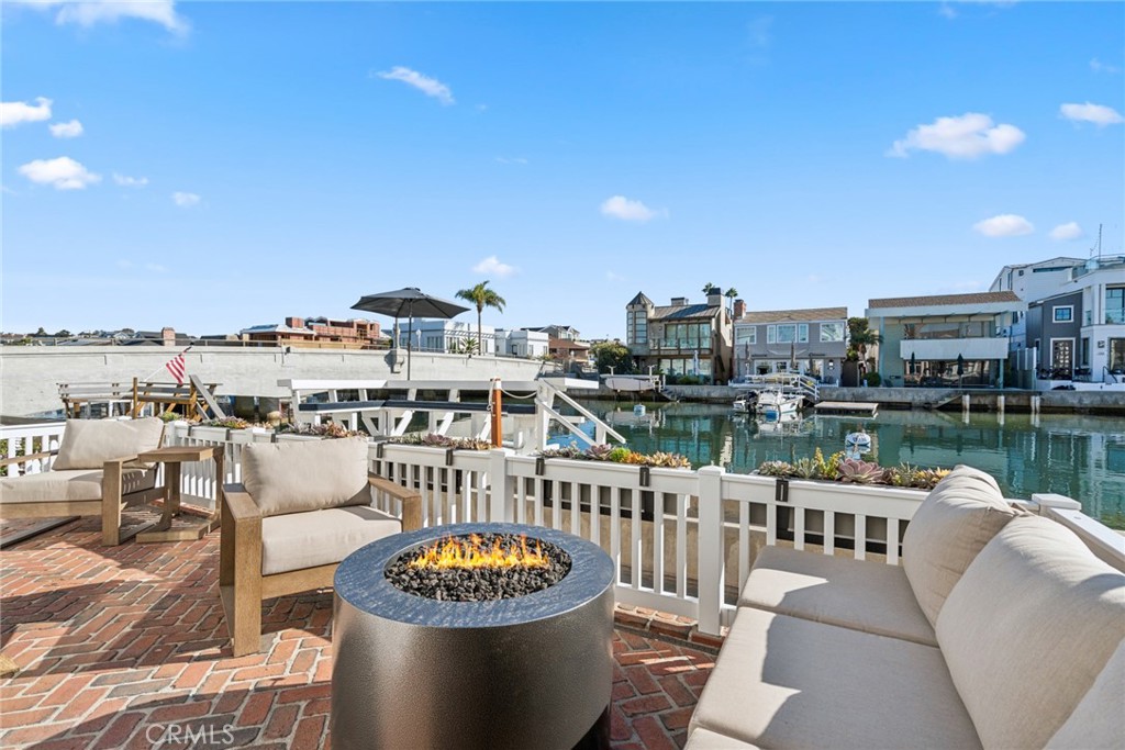 125 Grand Canal Property Photo 4