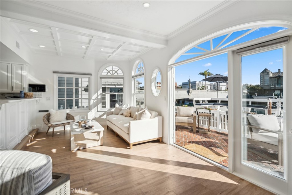 125 Grand Canal Property Photo 9