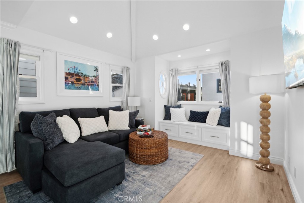 125 Grand Canal Property Photo 28