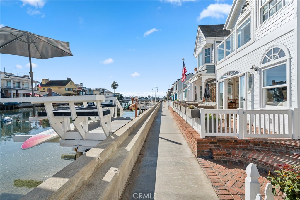 125 Grand Canal Property Photo 37