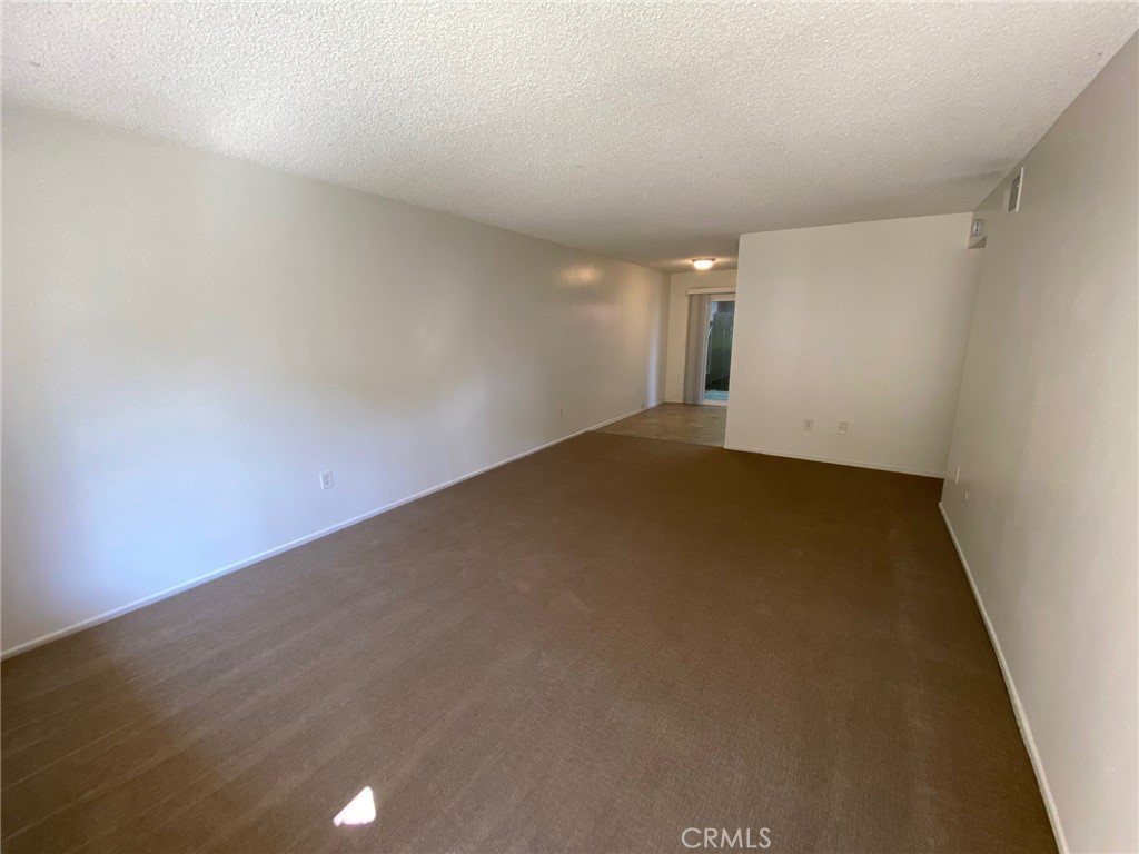 3734 S Marine Street Property Photo 10