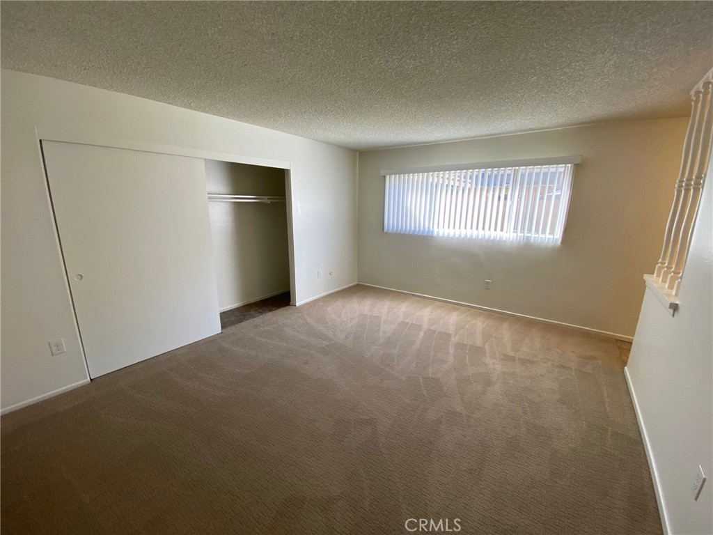 3734 S Marine Street Property Photo 13