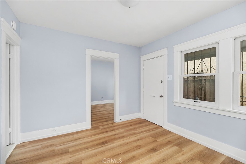 1070 Loma Vista Drive Property Photo 7