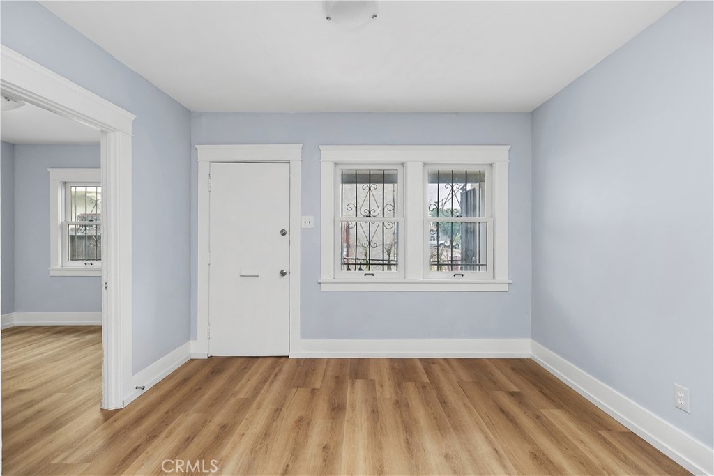 1070 Loma Vista Drive Property Photo 8