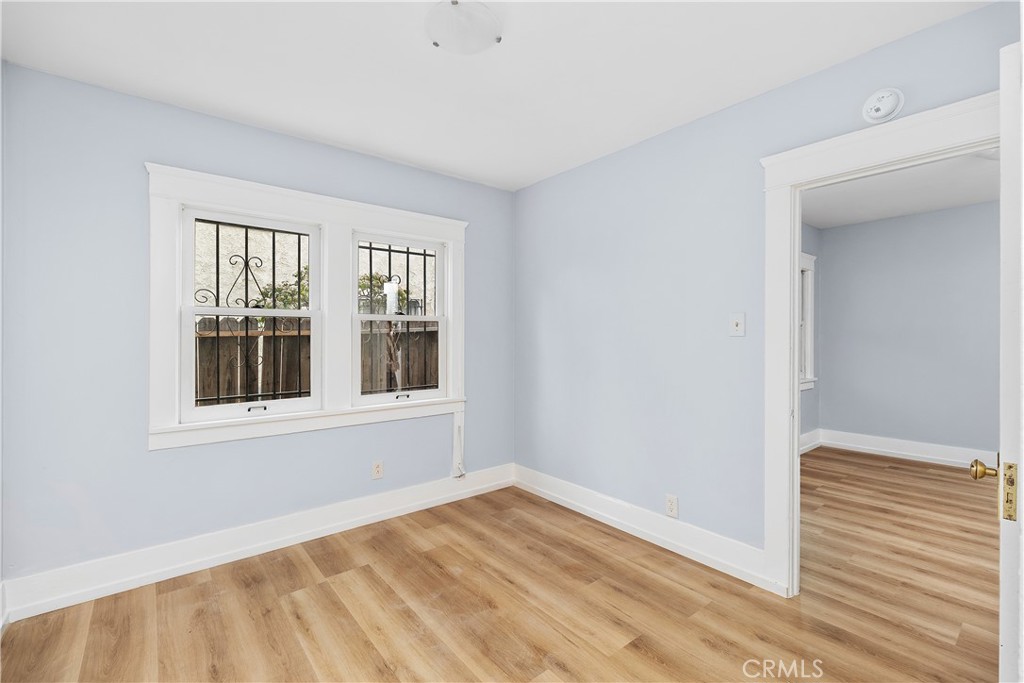 1070 Loma Vista Drive Property Photo 13