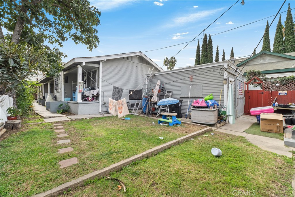 1070 Loma Vista Drive Property Photo 25