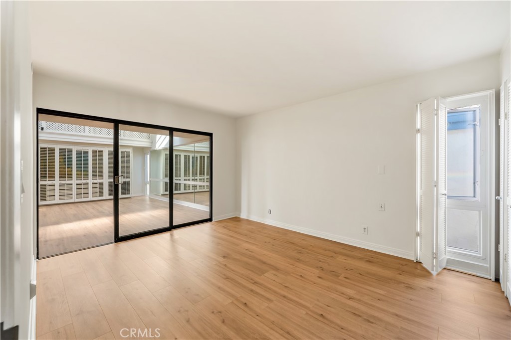 1510 W Oceanfront Property Photo 40
