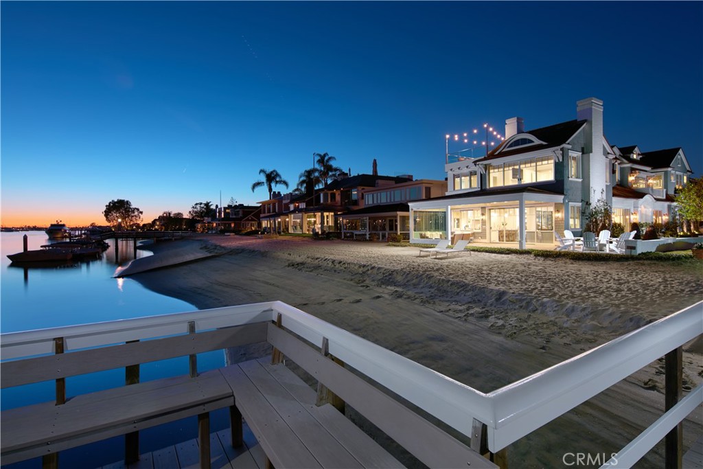 14 Beacon Bay