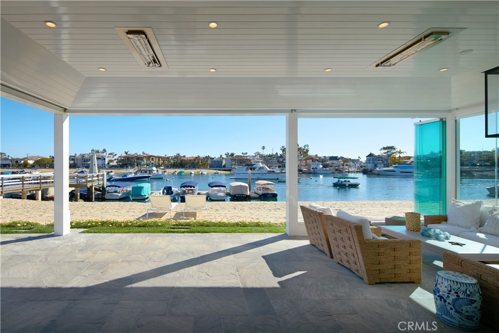 14 Beacon Bay Property Photo 16