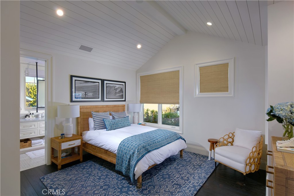14 Beacon Bay Property Photo 24
