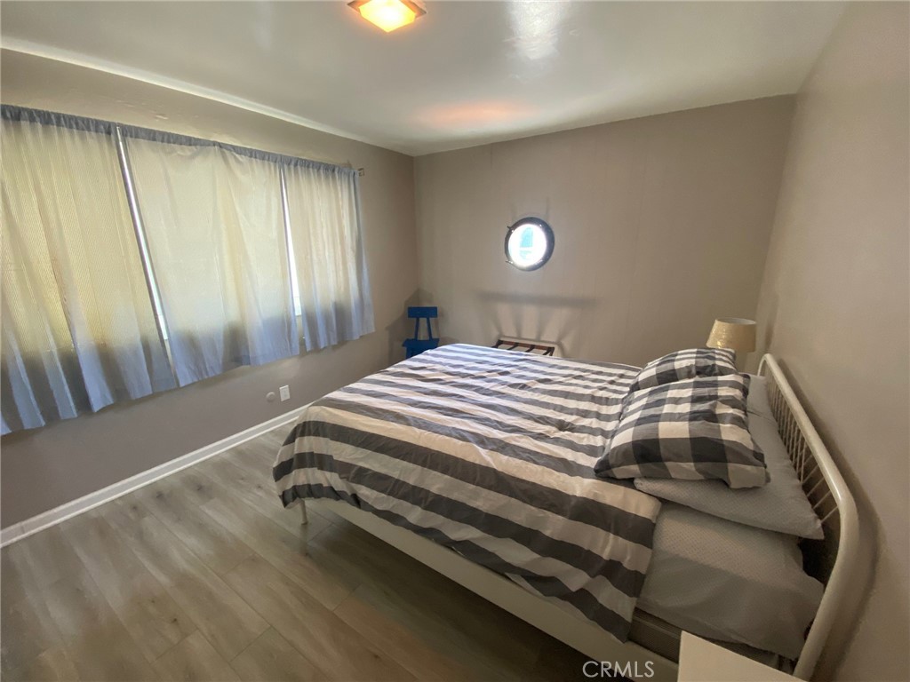 1006 E. Balboa Blvd B Property Photo 19