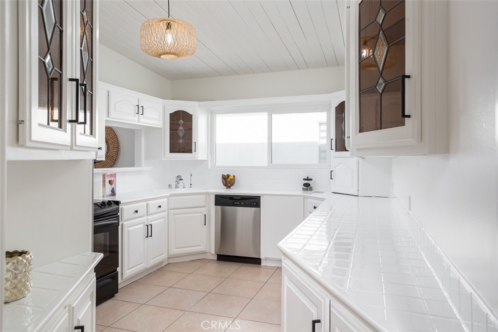 1809 W Bay Avenue Property Photo 14