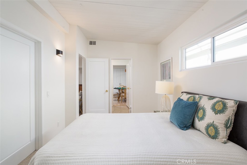 1809 W Bay Avenue Property Photo 26