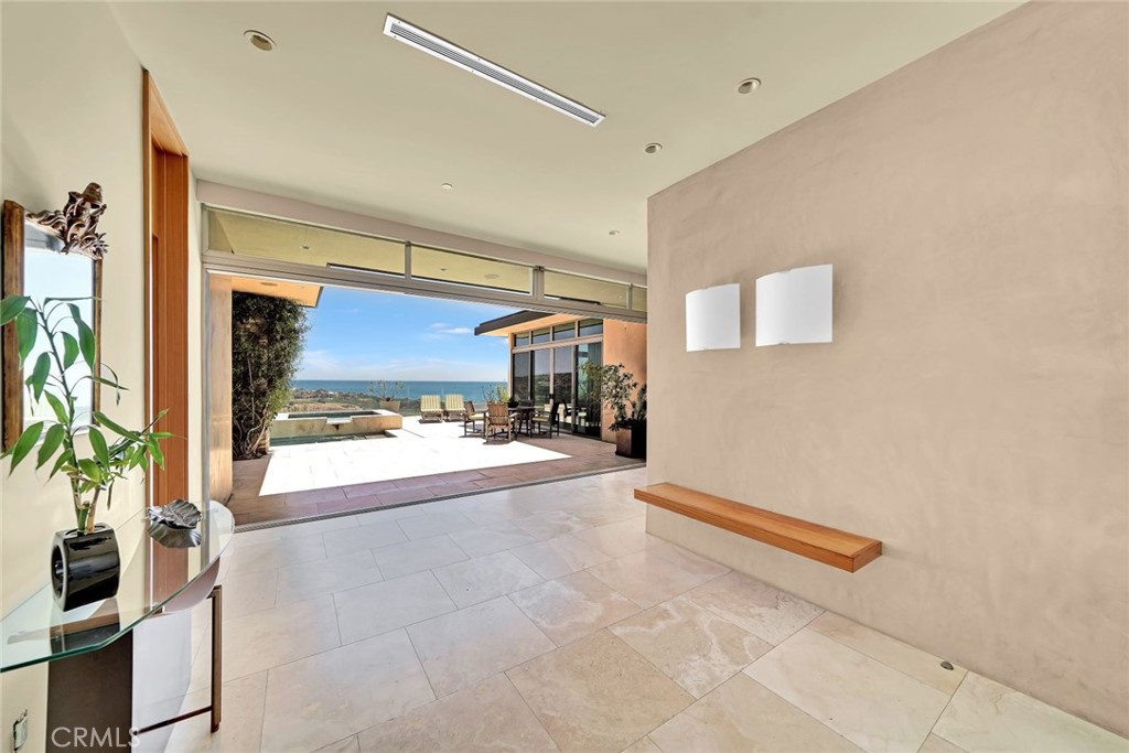 9 Jade Cove Property Photo 9