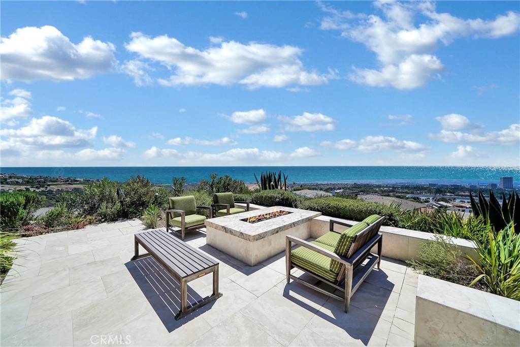 9 Jade Cove Property Photo 1